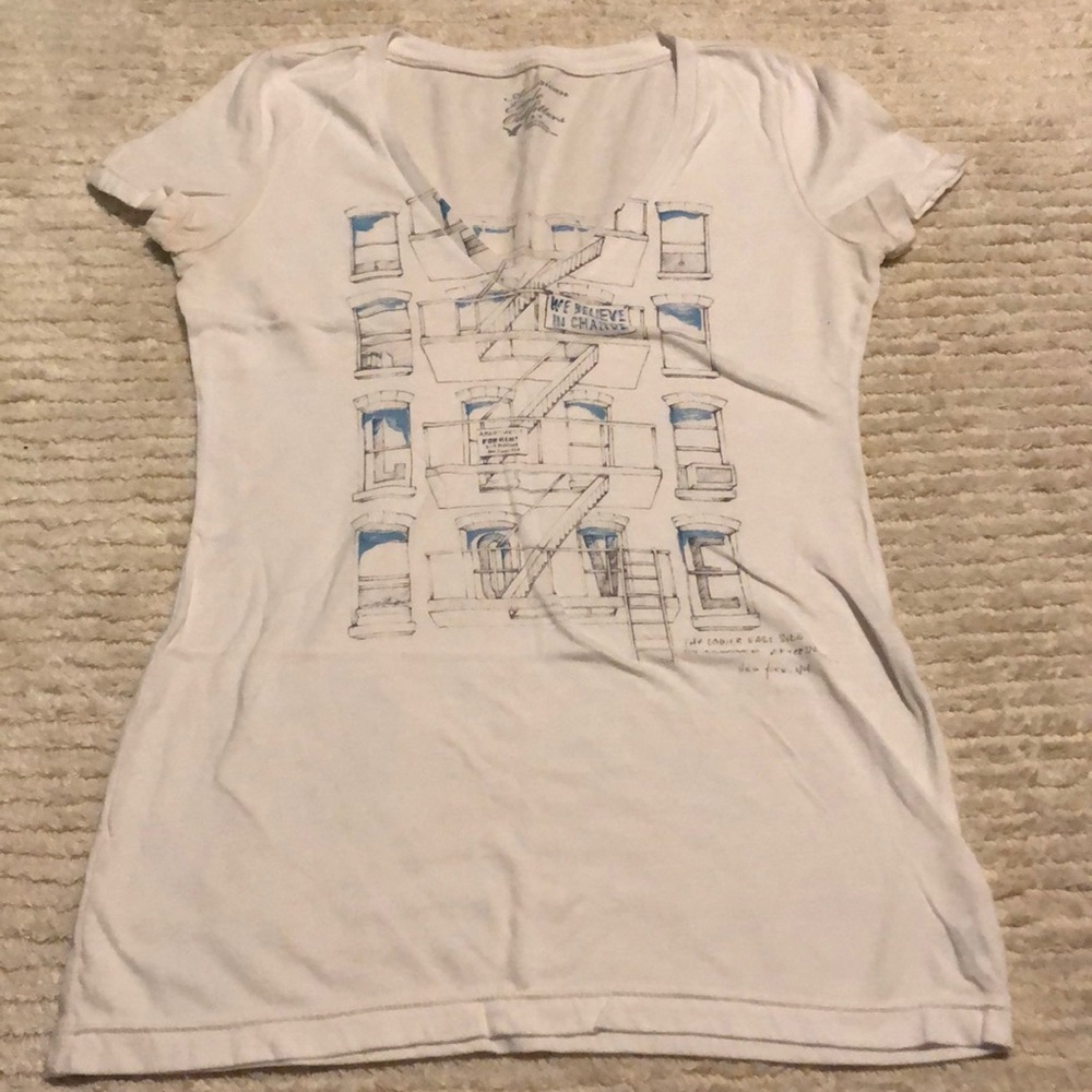 American Eagle tee